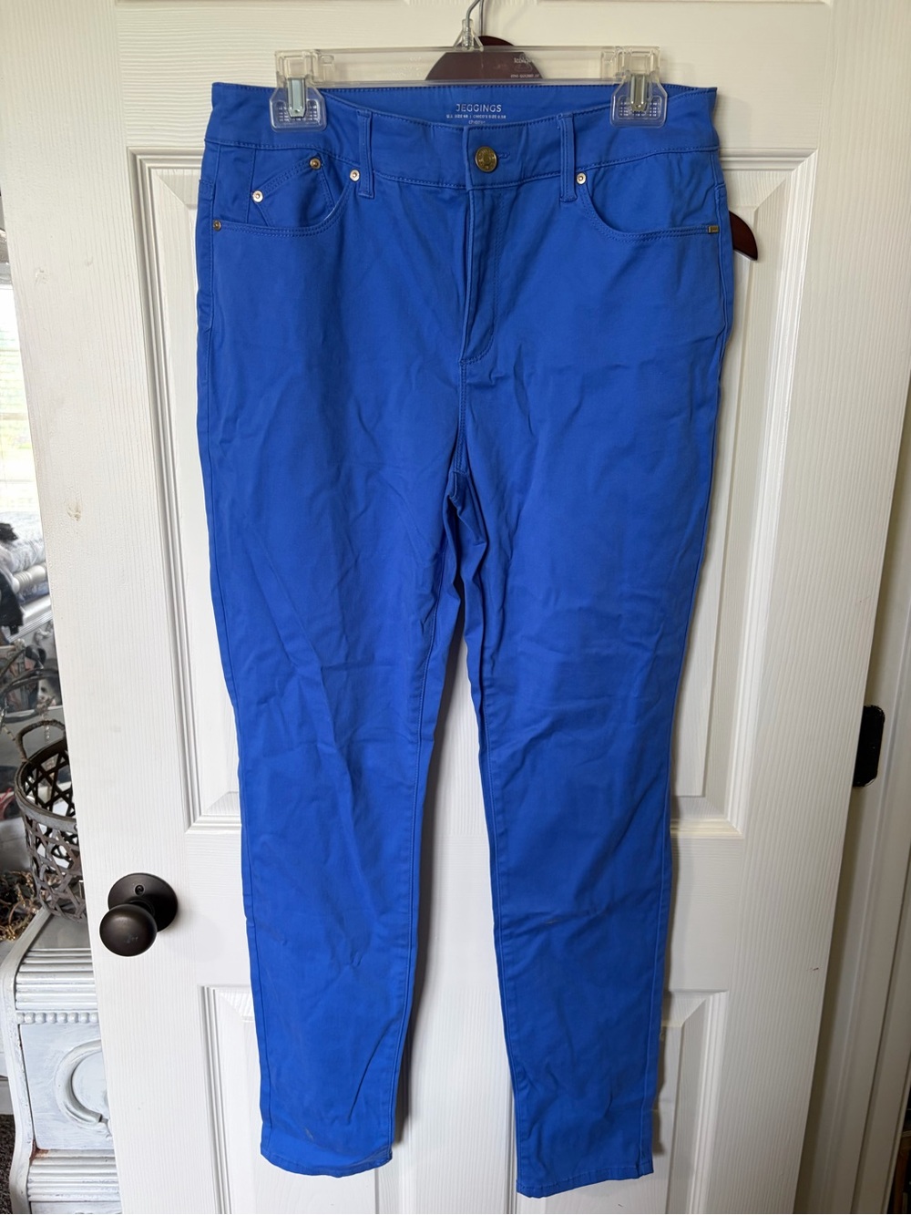 NWT Chico's Denim Sculpting Jean in Jeanie Blue very soft .5 size 6